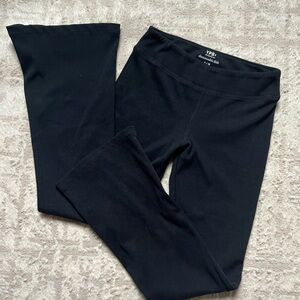 Abercrombie Kids Black Ribbed Flare Leggings
